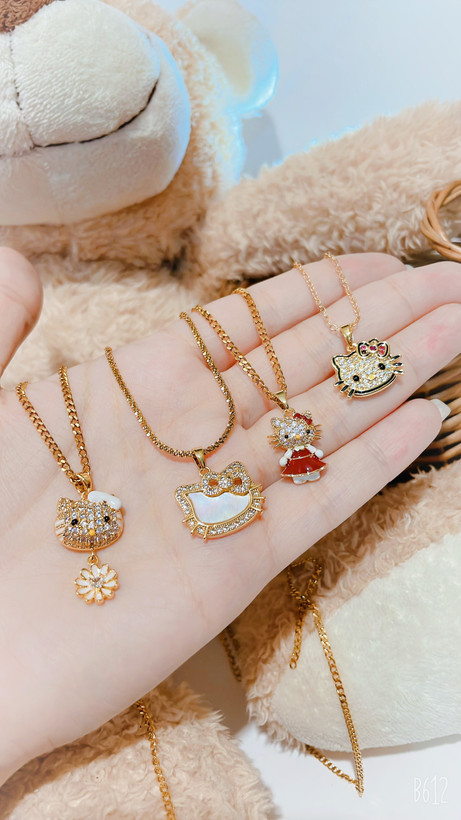 گردنبند سواروسکی نوزادی
