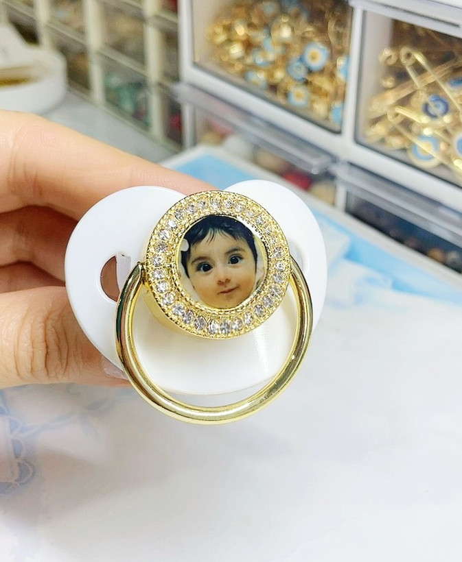 پستونک و بند حک چهره وارداتی