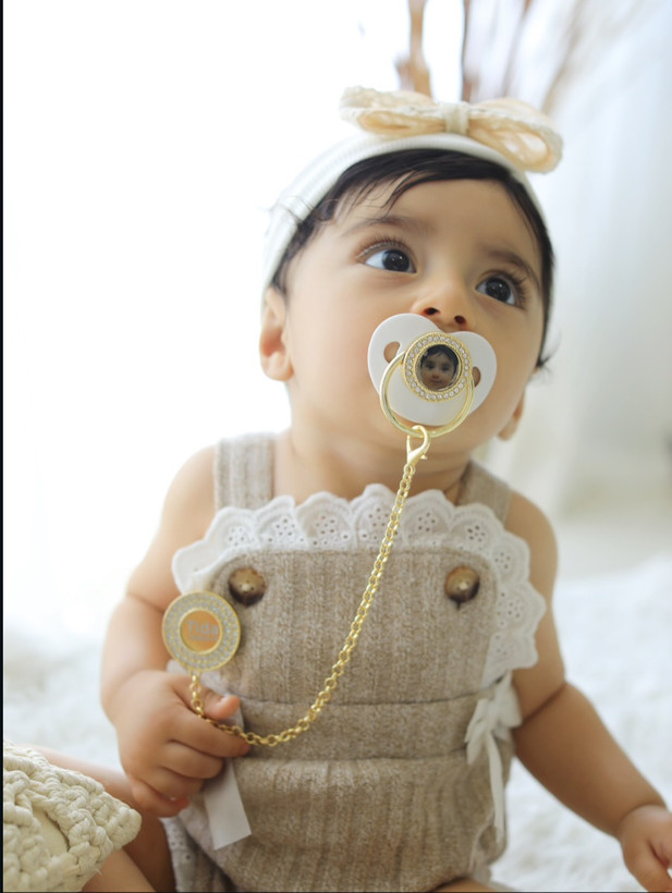 پستونک و بند حک چهره وارداتی