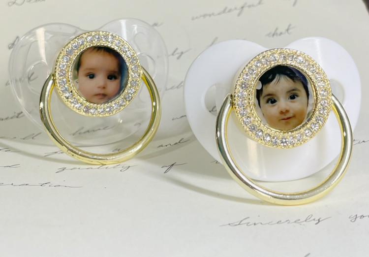 پستونک و بند حک چهره وارداتی